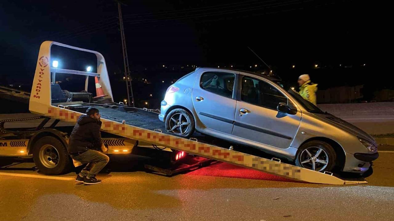 Savrulan otomobil refüjden karşı şeride geçti: 1 yaralı
