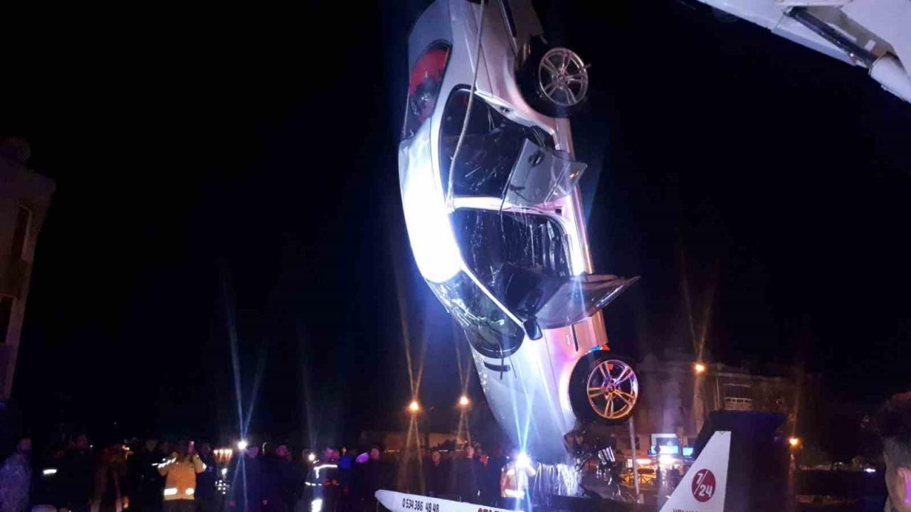 İki genç kızın öldüğü kazada, araç sürücüsü tutuklandı