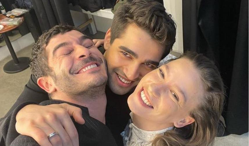 Serenay Sarıkaya'nın telefon kılıfındaki detay gözlerden kaçmadı