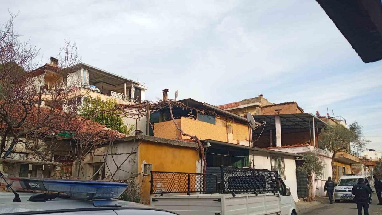 Kangal köpeğini atlatan hırsız, kamerayı görünce kayıplara karıştı