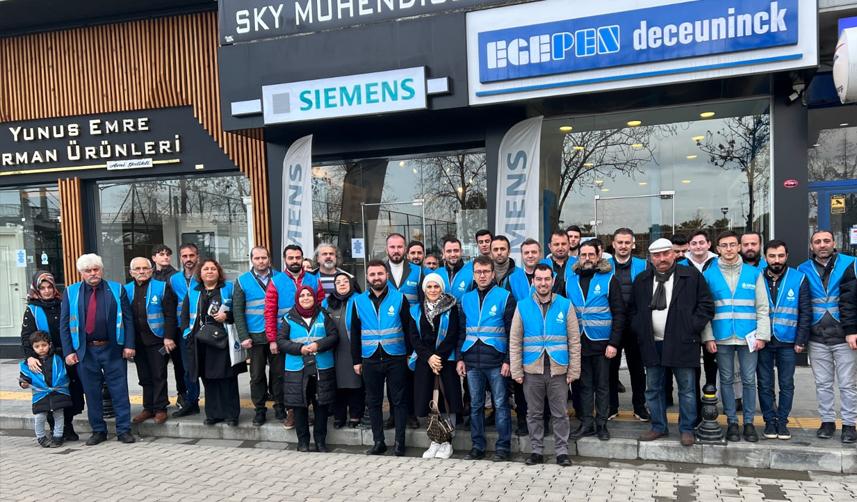 Mavi Yelekliler Akçaabat sokaklarında