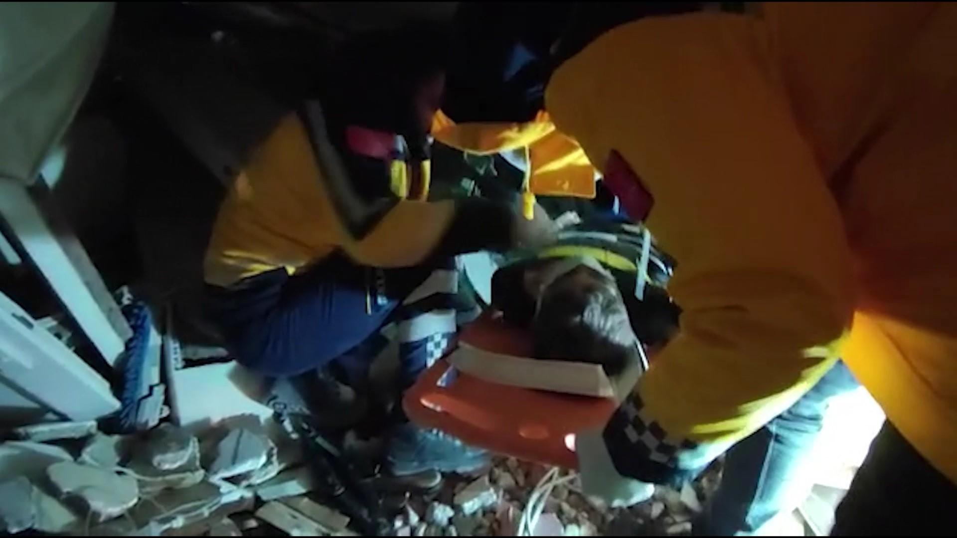 Adıyaman'da 2 kardeş 88 saat sonra kurtarıldı