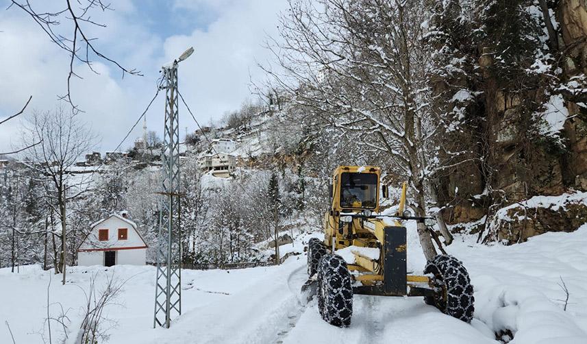 Doğu Karadeniz'de 567 yol ulaşıma kapalı