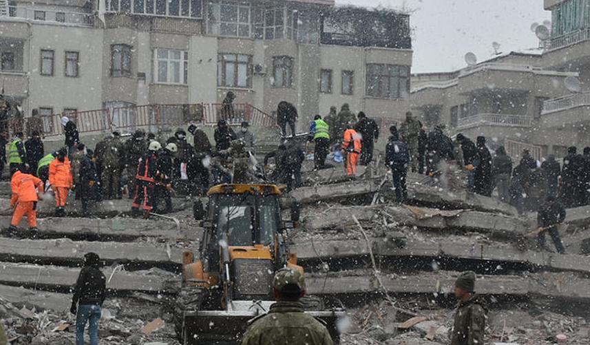 Hatay yeniden sallandı! 4.2 büyüklüğünde deprem