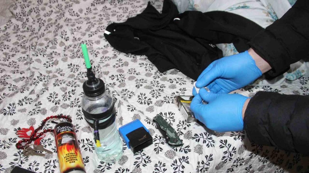 Karaman’da uyuşturucu satıcılarına şafak operasyonu: 12 gözaltı