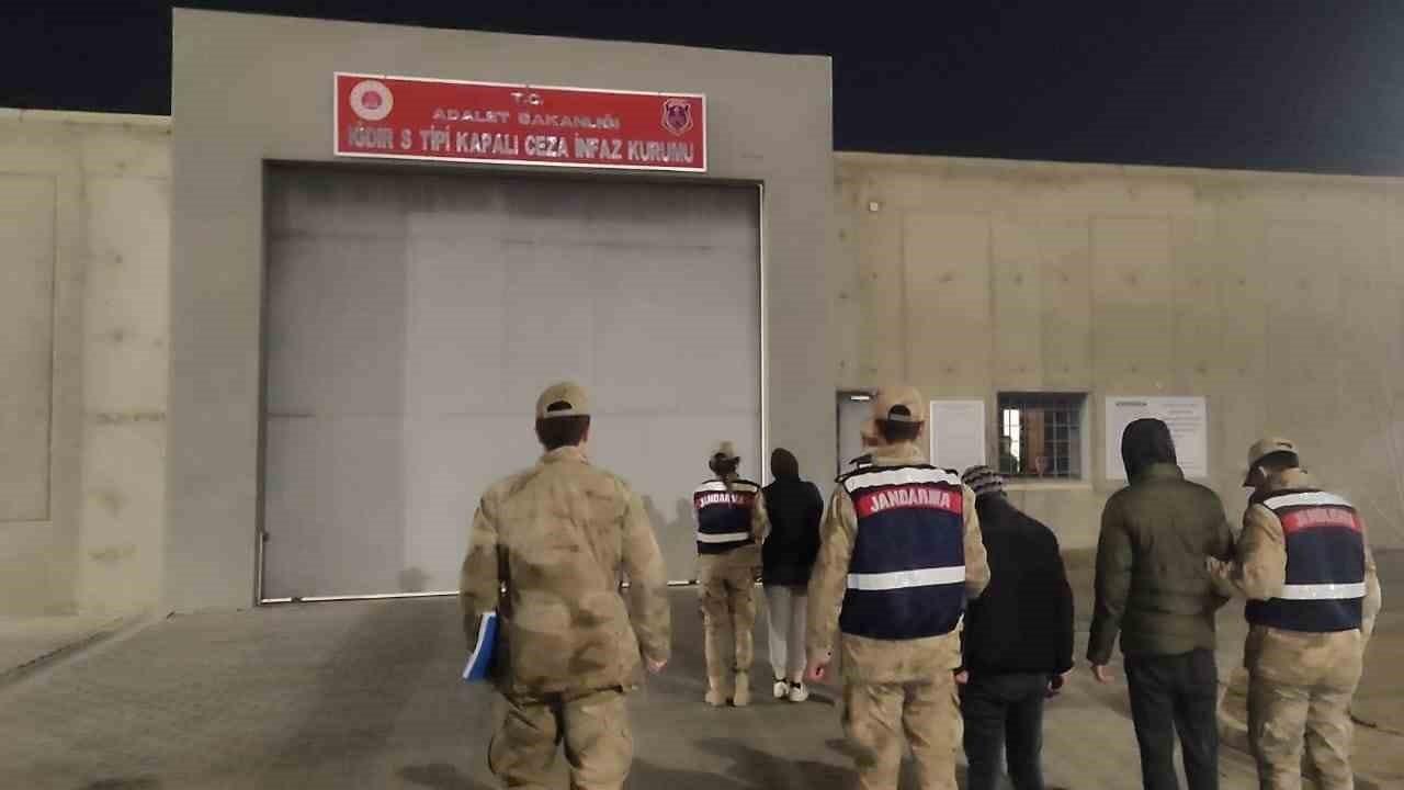 Uyuşturucuyu bulaşık makinesi ve çeyiz sandığına sakladılar