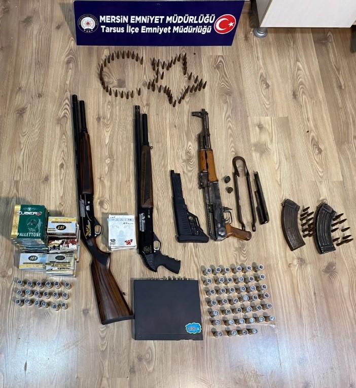 Mersin’de 3 adet ruhsatsız silah ele geçirildi