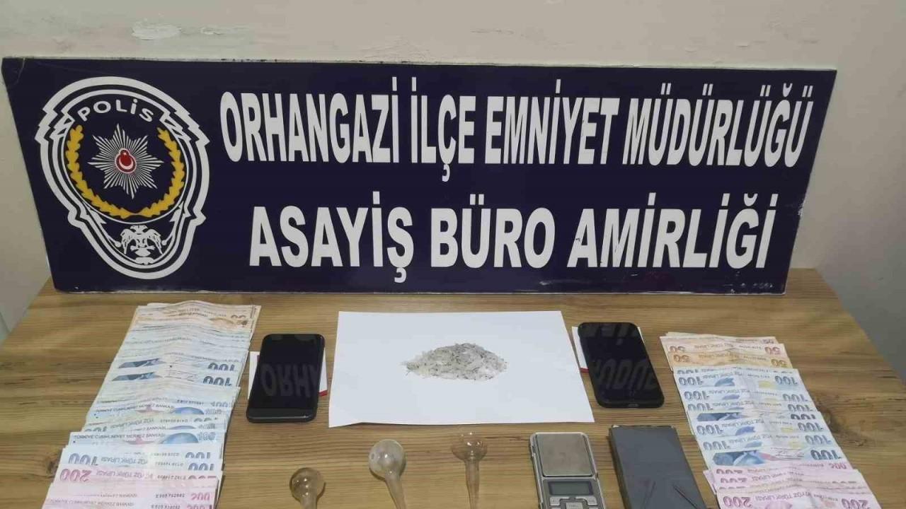 Bursa’da uyuşturucu operasyonu: 2 gözaltı