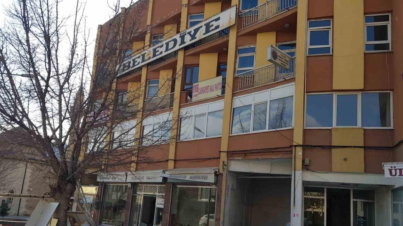 Gürün’de belediye binası taşınıyor