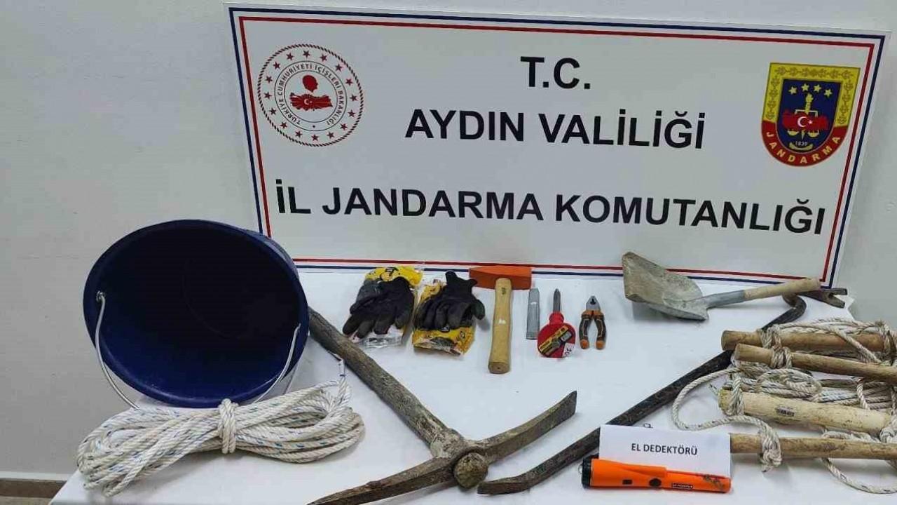Sit alanında kaçak kazıya jandarma baskını