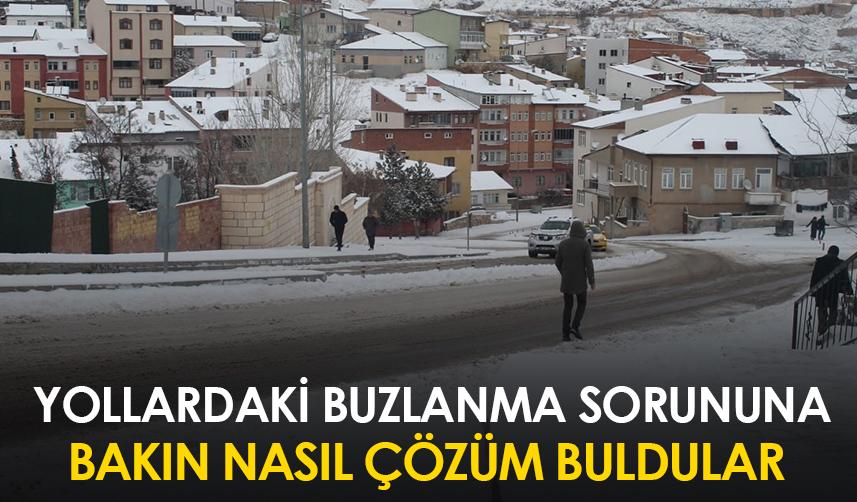 Bayburt'ta yollardaki buzlanma sorununa bakın nasıl çözüm buldular!
