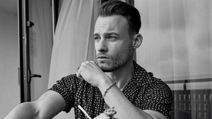 Kerem Bürsin'den korkutan haber! Ameliyat masasına yattı