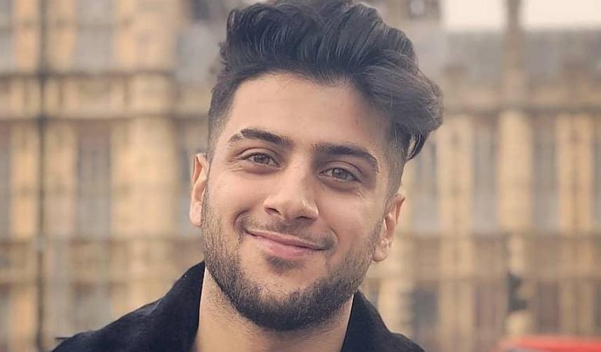 Reynmen romantik bir pozuyla ilişkisini ilan etti