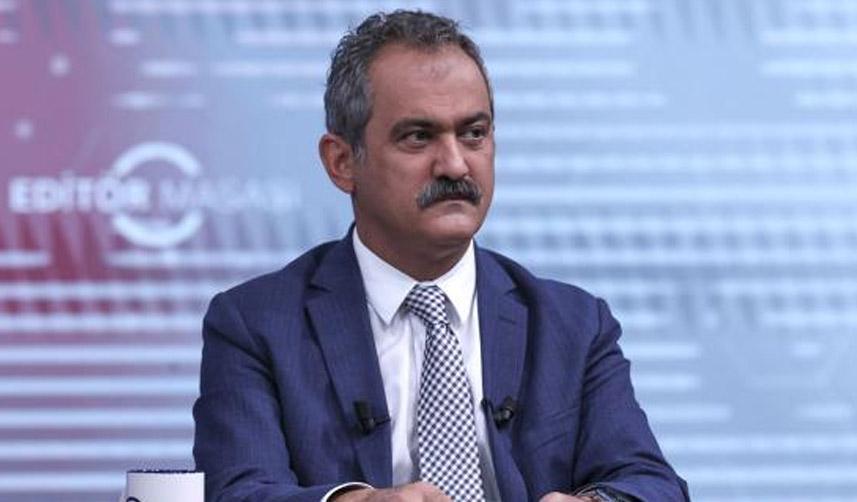 Bakan Özer: 10 ilde 242 bin öğrenci nakledildi