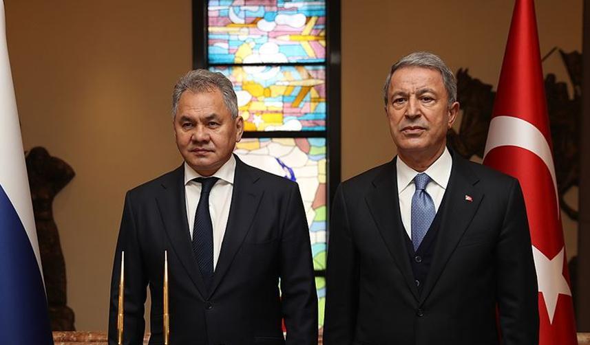 Bakan Akar, Rus mevkidaşıyla görüştü