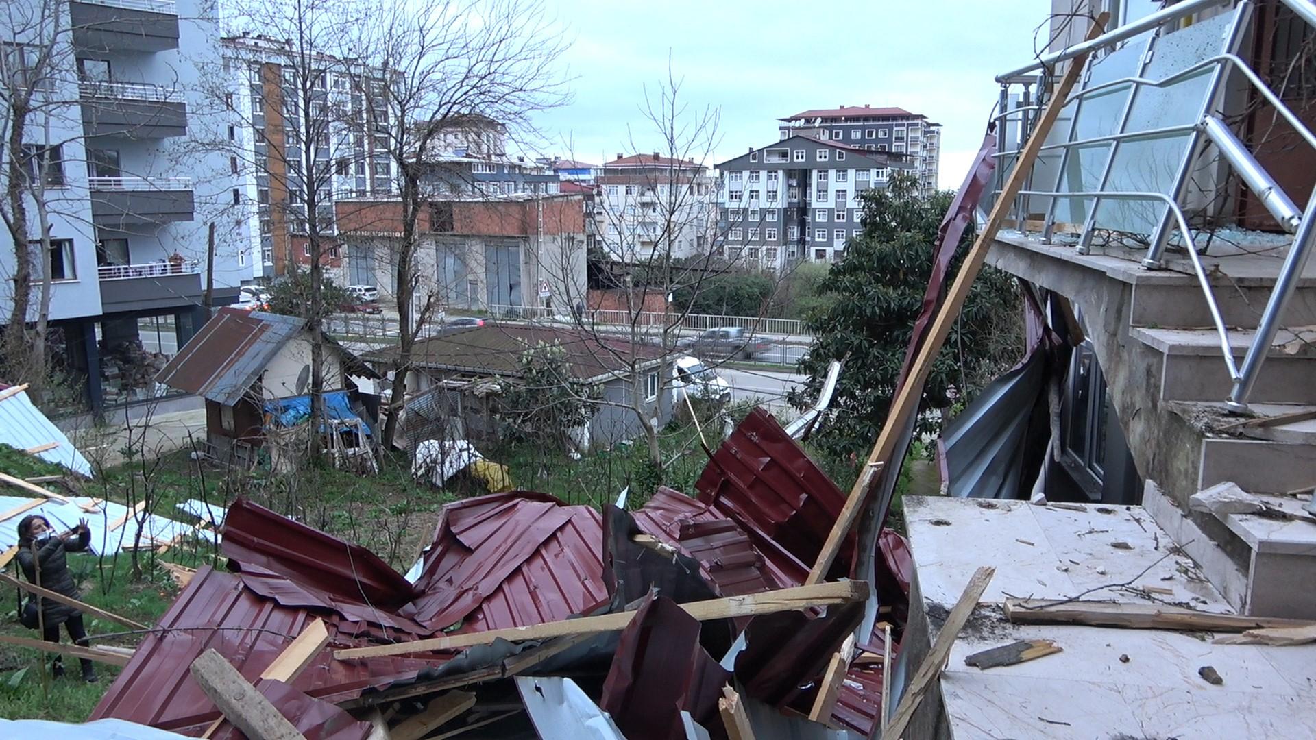 Rize'de şiddetli rüzgar etkili oldu