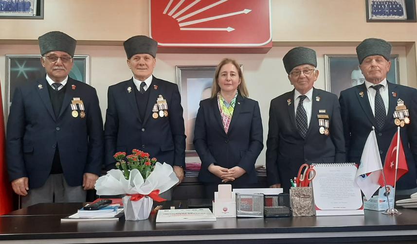 Türkiye Muharip Gaziler Derneği’nden CHP Trabzon’a ziyaret