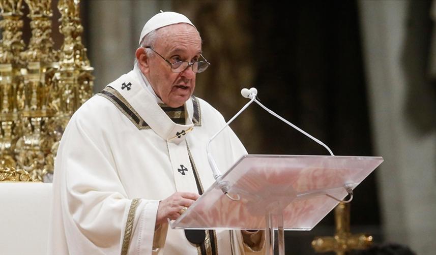 Papa Franciscus hastaneye kaldırıldı