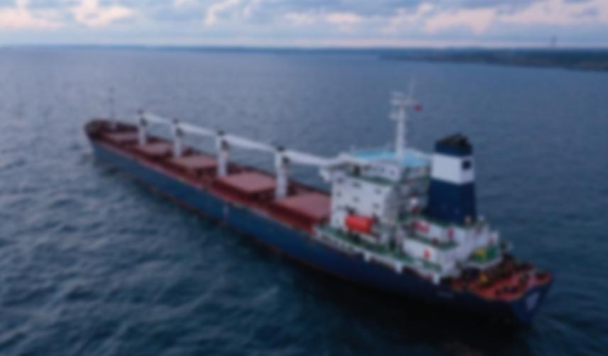 Antalya açıklarında ticari gemi battı