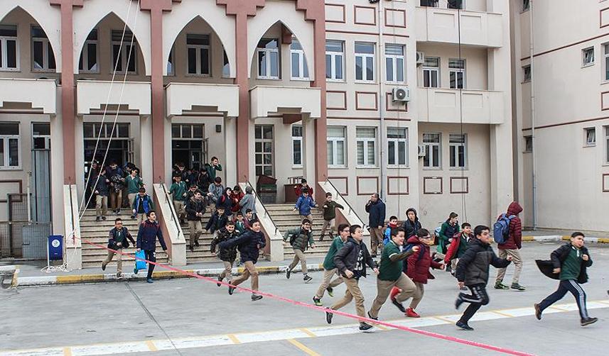 Bakan Özer duyurdu! Hatay ve Adıyaman’da okullar açılıyor