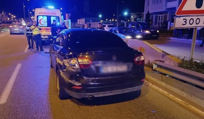 Samsun’da otomobil bariyerlere çarptı: 3 yaralı