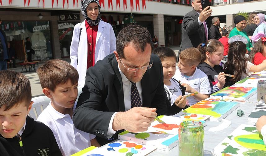 Akçaabat Belediyesi'nden çocuklara özel resim şenliği