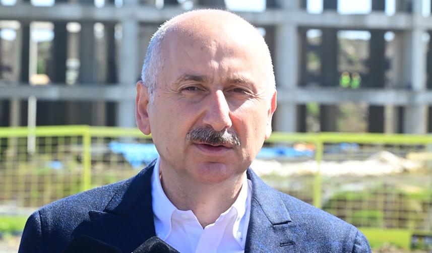 Bakan Karaismailoğlu Trabzon'da 'Vefa Buluşması'nda konuştu: "Müthiş işler yapıyoruz"