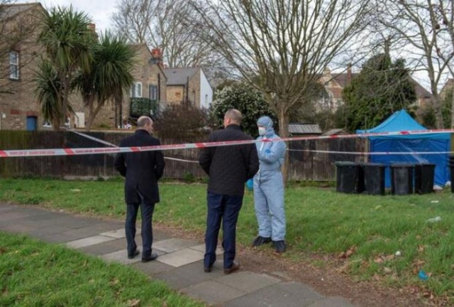 Korku filmi gibi! Cesedi çiçek bahçesinde bulundu