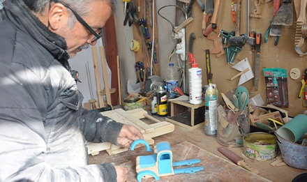 Çocukluk hayalini çocuklar için gerçekleştirdi