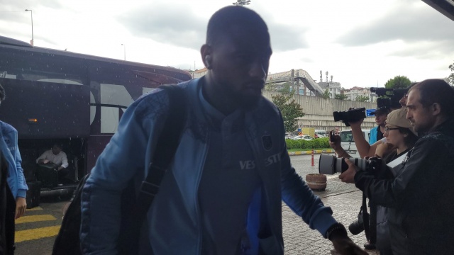 Trabzonspor Macaristan'a uçtu. Foto Haber