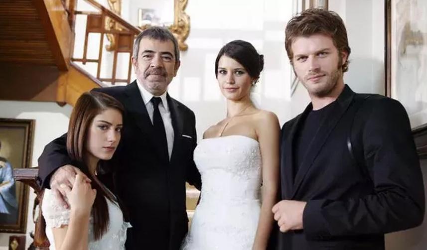 Aşk-ı Memnu film oluyor! İşte yeni Bihter