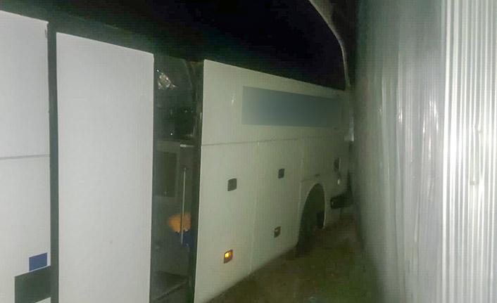 Trabzon'dan Iğdır'a giden otobüs kaza yaptı: 6 yaralı