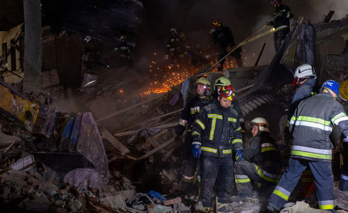 Rusya Harkov'u vurdu! 7 ölü 17 yaralı