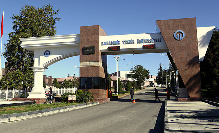 KTÜ’de Dekan değişikliği