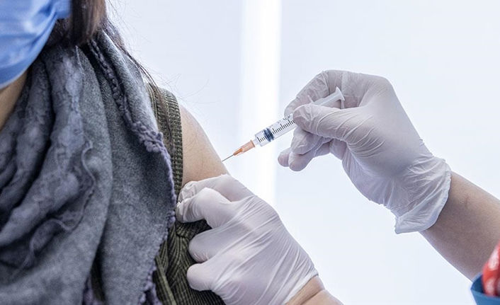 KTÜ'lü Profesör açıkladı! Kovid aşılarından beklenen yarar yan etkilerinin çok ötesinde"