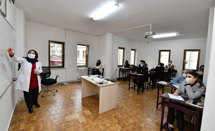 Ortahisar'ın Üniversite Hazırlık Kursu’na kayıtlar başladı!