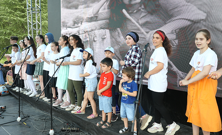 Trabzon'da "3. Hayrat Çocuk Şenliği" düzenlendi