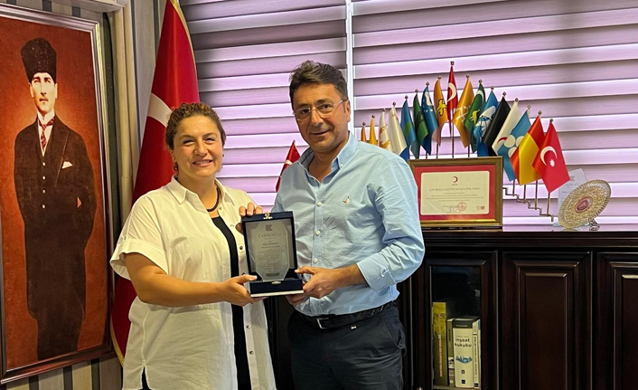 Türk Kızılay Trabzon'dan Çakıroğlu Kültür ve Eğitim Vakfı'na ziyaret