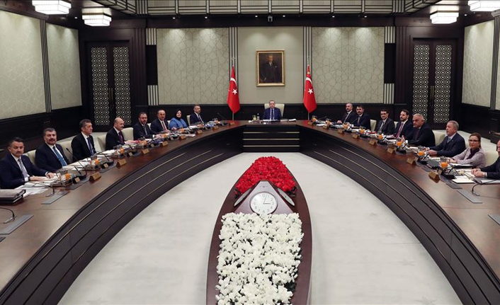 Cumhurbaşkanlığı Kabinesi bugün toplanıyor! Masada 2 önemli başlık var