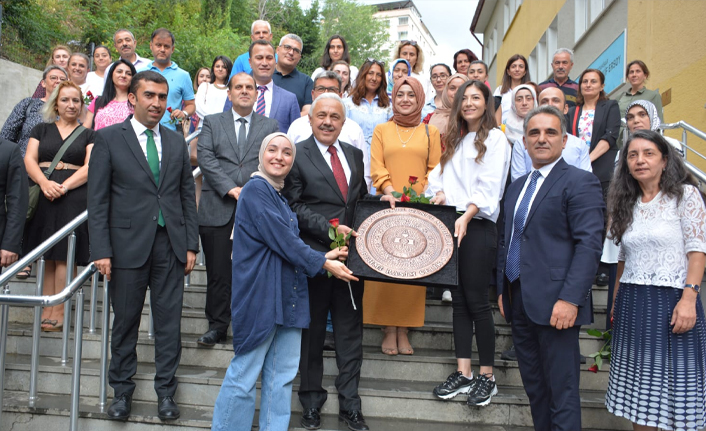 Milli Eğitim Bakanlığı Personel Müdüründen Trabzon'da personeline motivasyon ziyareti