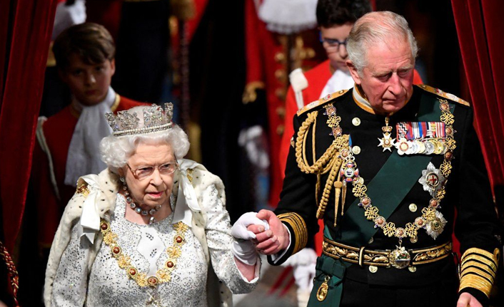 Charles resmen İngiltere'nin yeni kralı