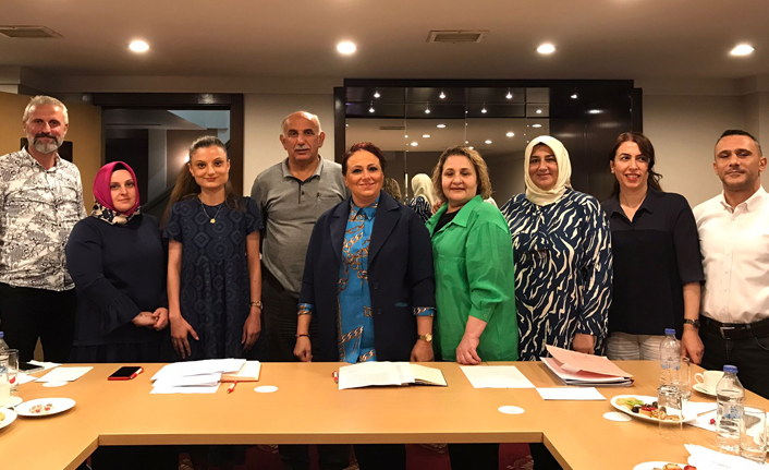 'AKES-DER insan odaklı projelerle geliyor'