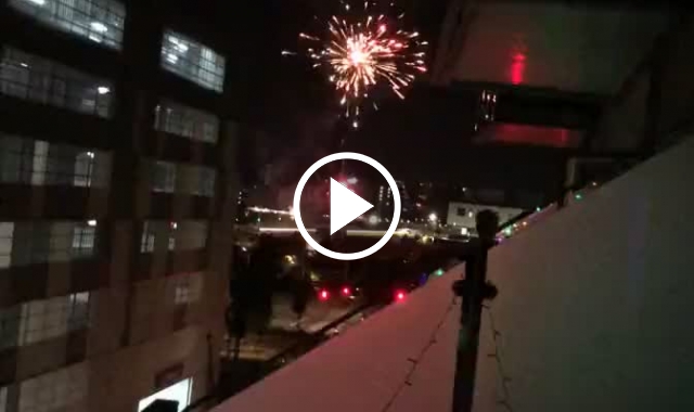 Trabzonspor'u uyutmamak için havai fişek attılar. Video Haber