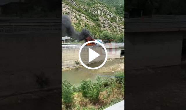 Trabzon’da korku dolu anlar! Kamyon cayır cayır yandı. Video Haber