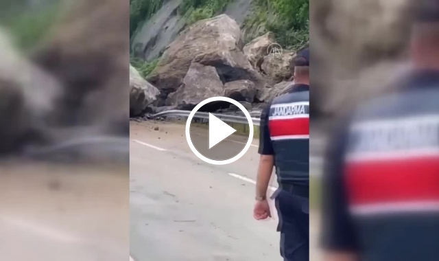 Artvin'de heyelan! Ölü ve yaralılar var. Video Haber