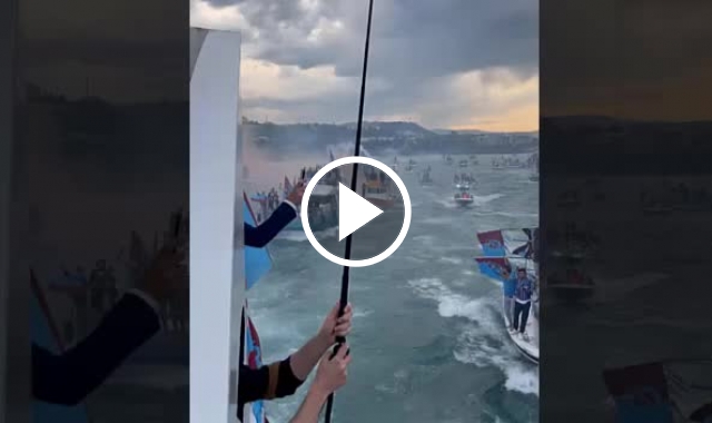 Trabzonsporlular Karadeniz'i yaktı. Video Haber