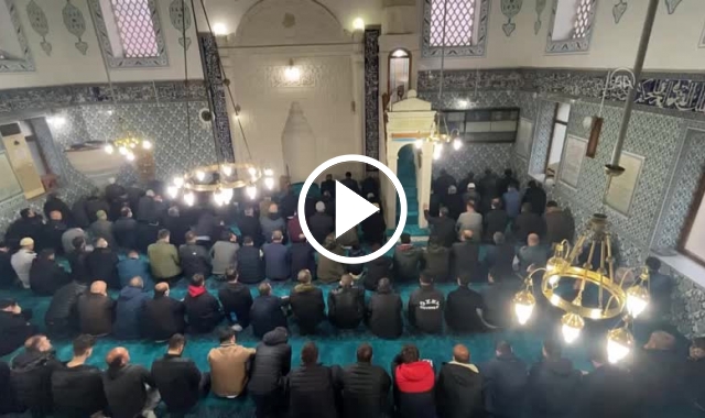 Trabzon'da Ramazan Bayramı namazı kılındı. Video Haber