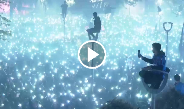 Trabzon’daki şampiyonluk kutlaması dünyayı kıskandırdı! Işık denizi. Video Haber