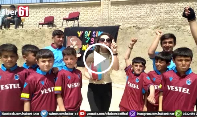 Trabzonspor aşkını Siirt'te böyle aşıladı. Video Haber