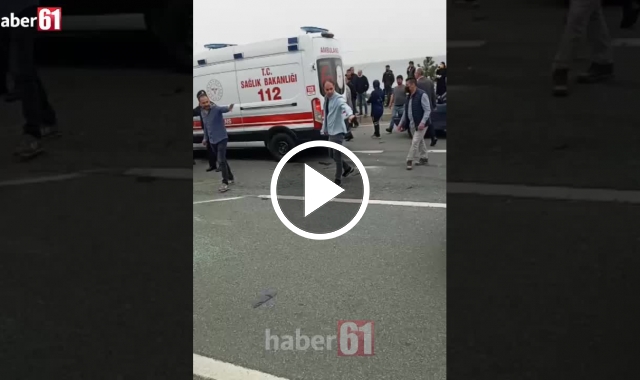 Araklı'da kaza meydana geldi. Kaza kameralara yansıdı.